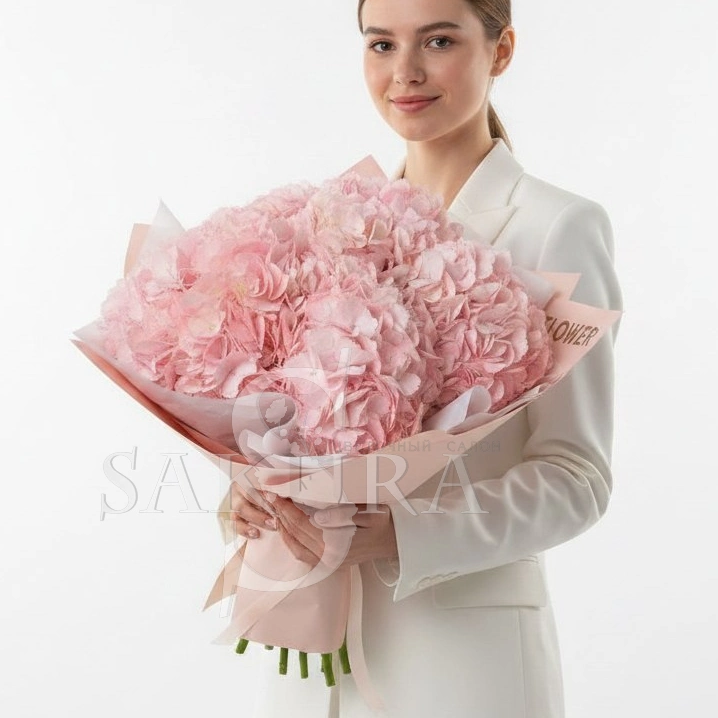 Букет из 5 розовых гортензий