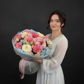 Флорист<br>2 категории<br>г. Елизово  Сабина