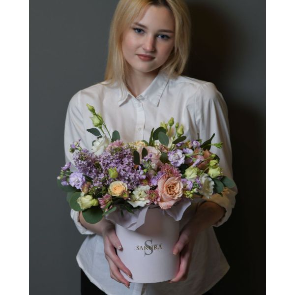 Композиция «Нежные обьятия» -M (30см)