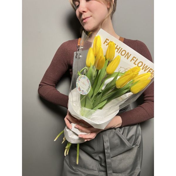 Букет «Лучик солнца» - М (25см)