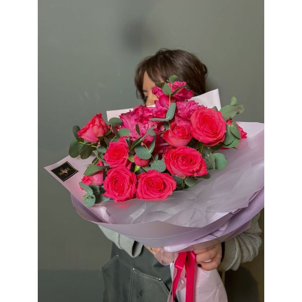 Букет « Малиновое утро» - М (35см)