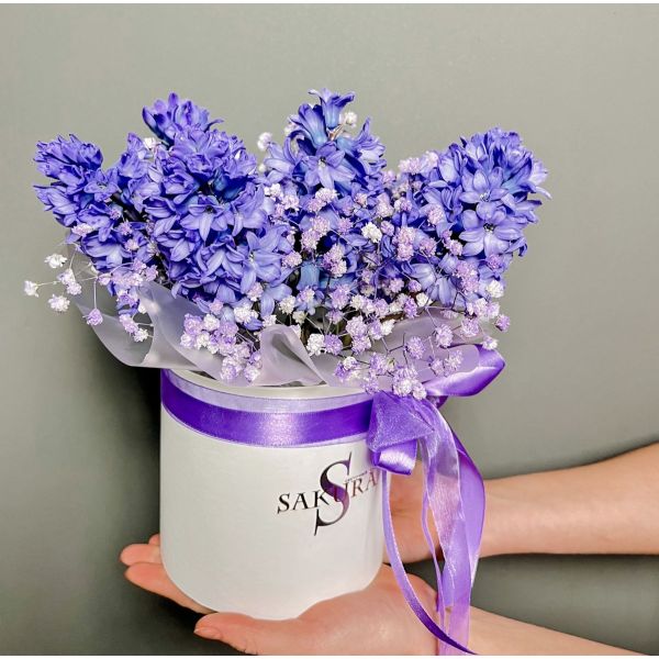 Композиция в коробке «В ожидании весны» - L (40см)