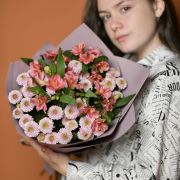 Букет «Рокси» - М (30см)