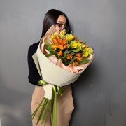 Букет «Краски жизни» - М (30см)
